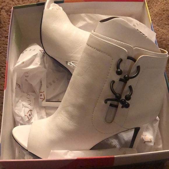NIB-KATY PERRY UNITY TOO BOOTIES - Picture 4 of 7